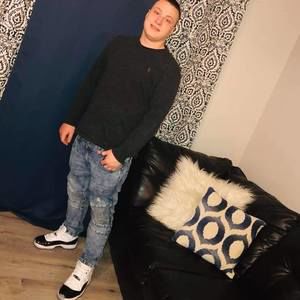 Meet your Posher, Tyler